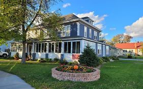 Prairie House Manor Bed And Breakfast
