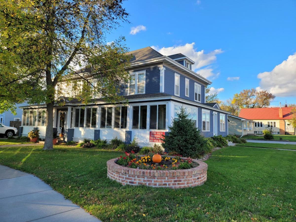 Prairie House Manor Bed And Breakfast De Smet Exterior photo